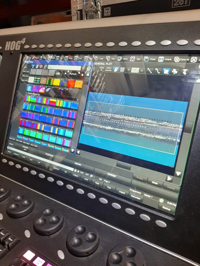 Event technologies: Dhs Event Solution & Hog 4 - DHS Event Solution