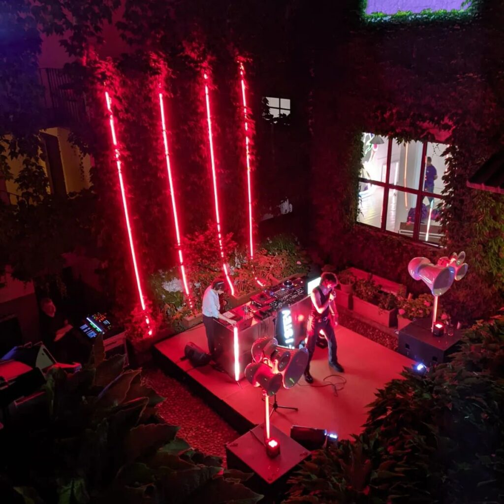 yoox multi form milano evento design week