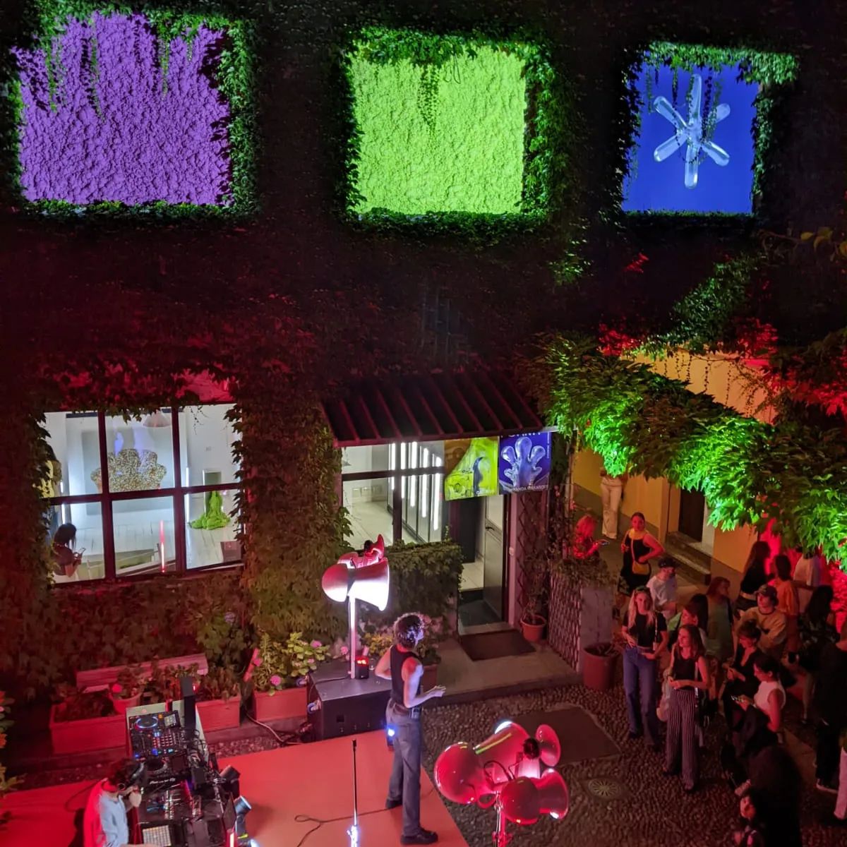 yoox multi form milano evento design week via tortona