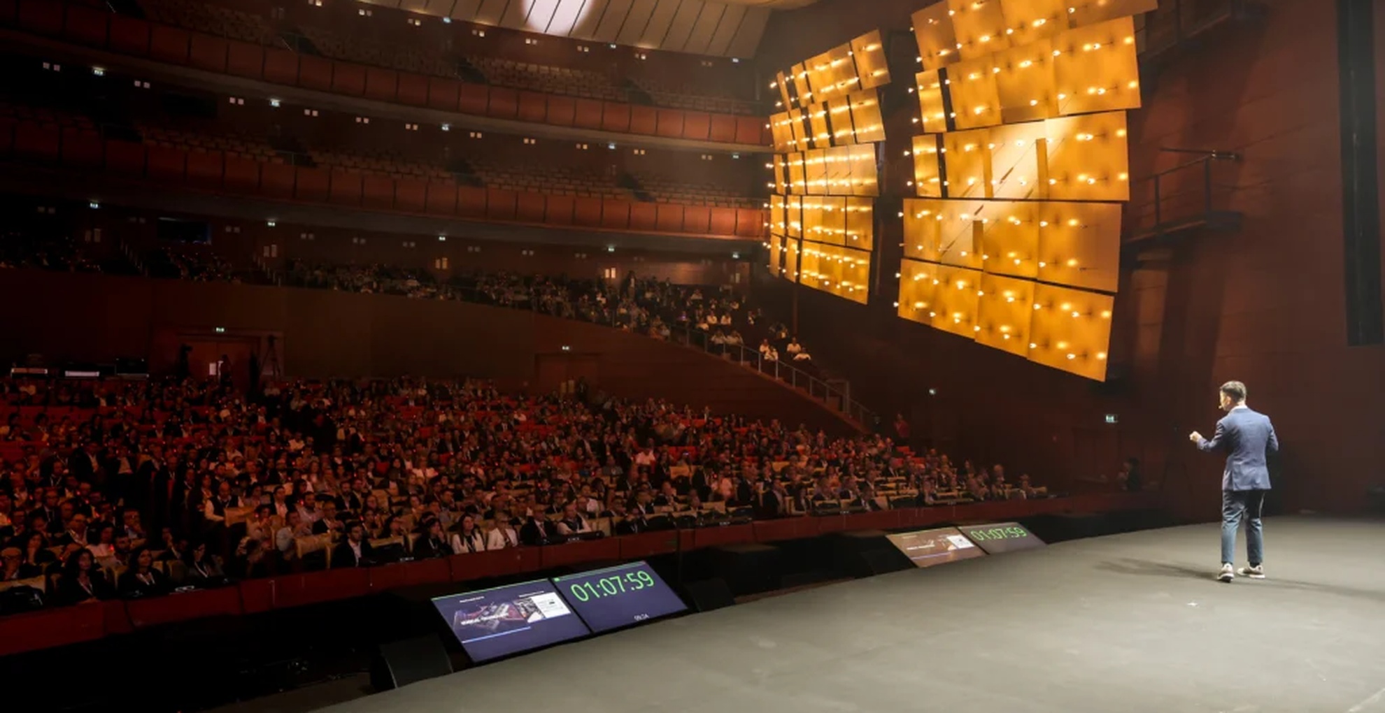 leadership forum teatro arcimboldi milano dhs event solution produzione tecnica eventi service eventi